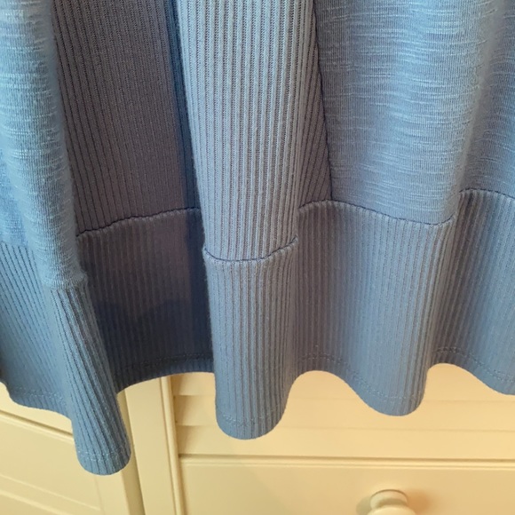 Blue tunic - Picture 4 of 4